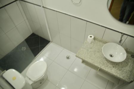 Casa à venda com 210m², 3 quartos e 2 vagasBanheiro Suíte 2