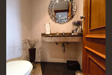 Apartamento à venda com 156m², 3 quartos e 3 vagasLavabo