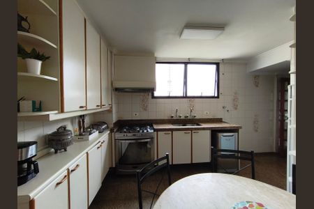 Apartamento à venda com 156m², 3 quartos e 3 vagasCozinha