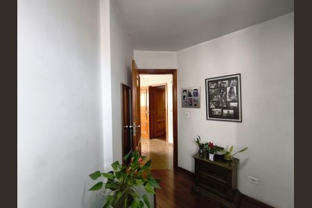 Apartamento à venda com 156m², 3 quartos e 3 vagasEscritório