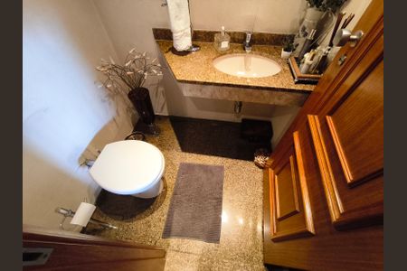 Apartamento à venda com 156m², 3 quartos e 3 vagasLavabo