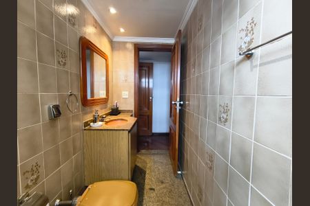 Apartamento à venda com 156m², 3 quartos e 3 vagasBanheiro