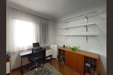 Apartamento à venda com 156m², 3 quartos e 3 vagasQuarto 2