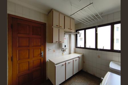 Apartamento à venda com 156m², 3 quartos e 3 vagasÁrea de Serviço