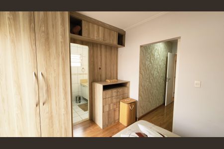 Casa de condomínio à venda com 170m², 3 quartos e 2 vagasSuíte