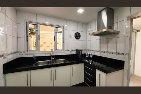 Casa de condomínio à venda com 170m², 3 quartos e 2 vagasCozinha