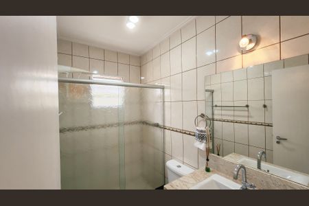 Casa de condomínio à venda com 170m², 3 quartos e 2 vagasBanheiro Social