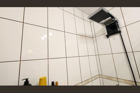 Casa de condomínio à venda com 170m², 3 quartos e 2 vagasBanheiro da Suíte