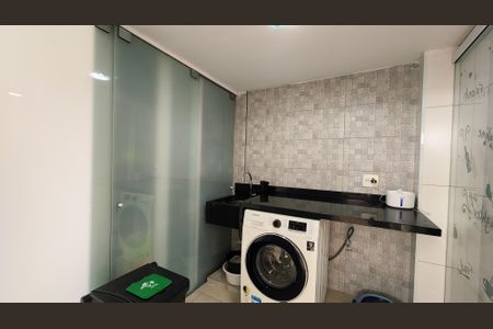 Casa de condomínio à venda com 170m², 3 quartos e 2 vagasÁrea de Serviço