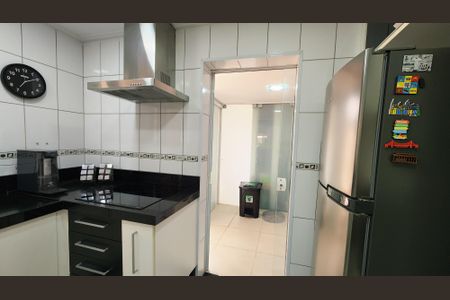 Casa de condomínio à venda com 170m², 3 quartos e 2 vagasCozinha