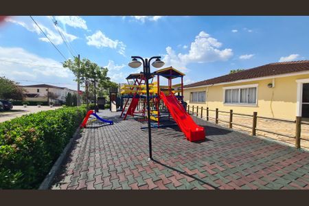 Casa de condomínio à venda com 170m², 3 quartos e 2 vagasÁrea comum