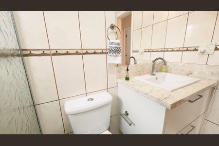 Casa de condomínio à venda com 170m², 3 quartos e 2 vagasBanheiro Social