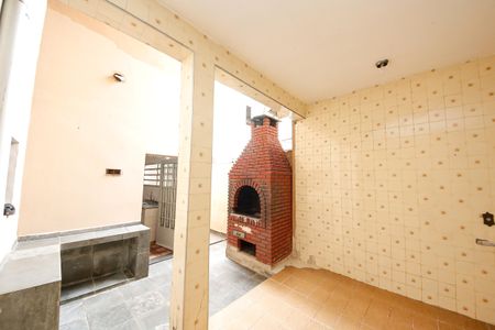 Casa à venda com 220m², 4 quartos e 5 vagasÁrea de Serviço