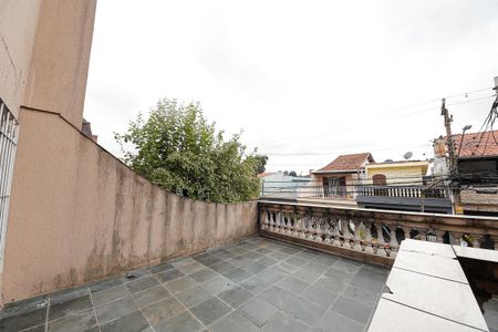 Casa à venda com 220m², 4 quartos e 5 vagasVaranda