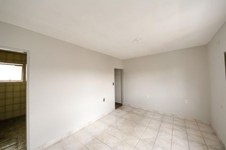 Casa à venda com 220m², 4 quartos e 5 vagasSuíte