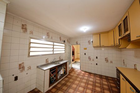 Casa à venda com 220m², 4 quartos e 5 vagasCozinha
