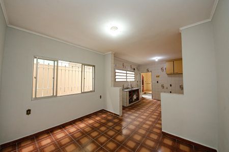 Casa à venda com 220m², 4 quartos e 5 vagasCopa