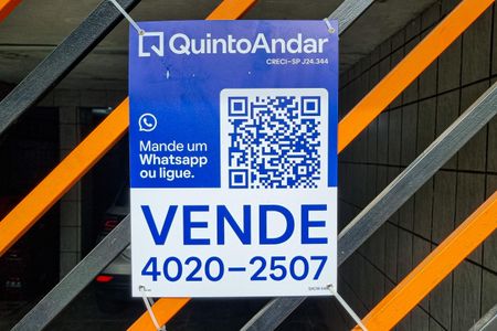 Casa à venda com 220m², 4 quartos e 5 vagasPlaca