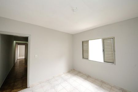 Casa à venda com 220m², 4 quartos e 5 vagasQuarto 2