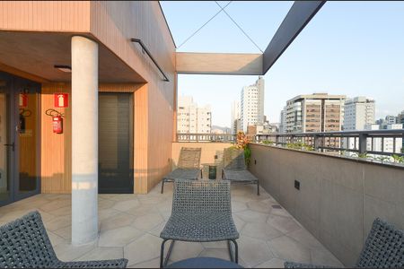 Apartamento à venda com 64m², 2 quartos e 1 vagaÁrea comum