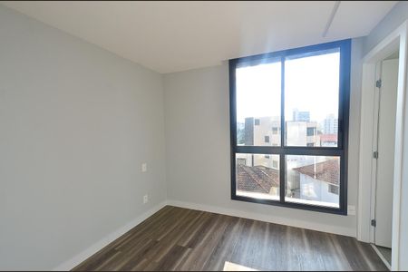 Apartamento à venda com 64m², 2 quartos e 1 vagaSuíte