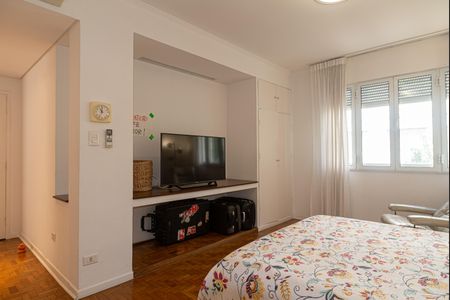 Apartamento à venda com 228m², 3 quartos e 1 vaga Apartamento à venda com 228m², 3 quartos e 1 vagaSuíte