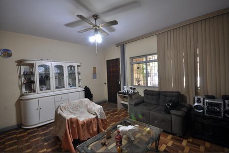 Sala de casa à venda com 3 quartos, 210m² em Vila Medeiros, São Paulo