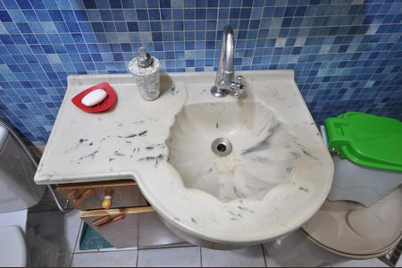 Casa para alugar com 210m², 3 quartos e 2 vagasBanheiro 2