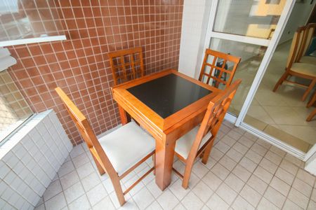 Apartamento para alugar com 100m², 2 quartos e 1 vagaVaranda