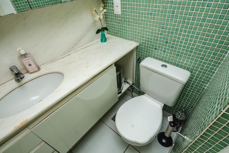 Apartamento à venda com 110m², 3 quartos e 2 vagasBanheiro da Suíte