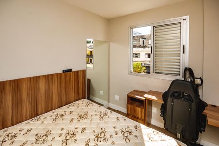 Apartamento à venda com 110m², 3 quartos e 2 vagasQuarto 2