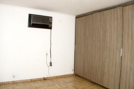 Casa para alugar com 320m², 2 quartos e 3 vagasSuíte