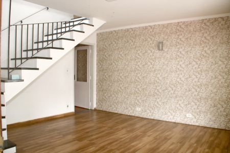 Sala de casa para alugar com 2 quartos, 320m² em Vila Scarpelli, Santo André