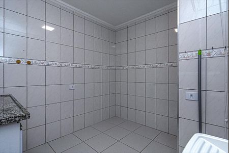 Apartamento para alugar com 52m², 2 quartos e 1 vaga Apartamento para alugar com 52m², 2 quartos e 1 vagaCozinha e Área de Serviço