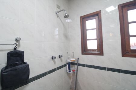 Casa à venda com 199m², 3 quartos e 3 vagasBanheiro