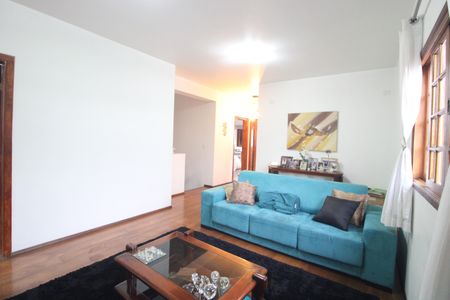 Casa à venda com 199m², 3 quartos e 3 vagasSala de TV