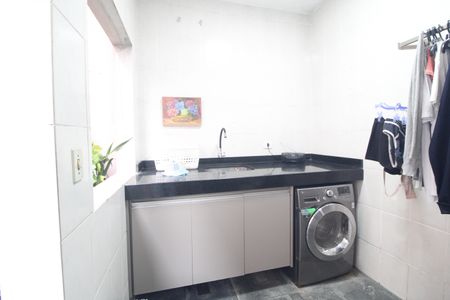 Casa à venda com 199m², 3 quartos e 3 vagasÁrea de Serviço