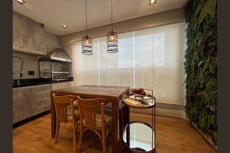 Varanda de apartamento para alugar com 3 quartos, 100m² em Loteamento Mogilar, Mogi das Cruzes