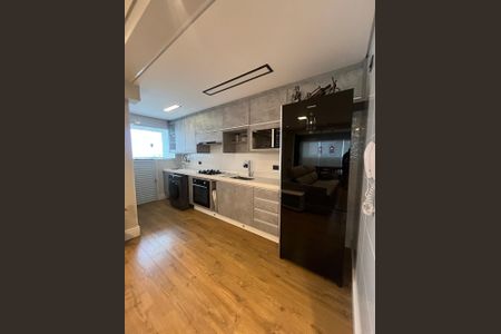 Cozinha de apartamento para alugar com 3 quartos, 100m² em Loteamento Mogilar, Mogi das Cruzes