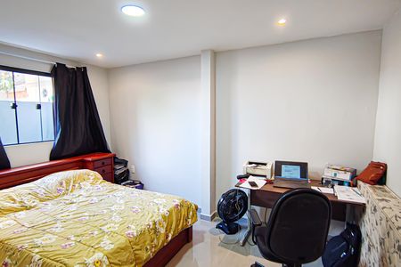 Casa à venda com 210m², 4 quartos e 4 vagasQuarto 1