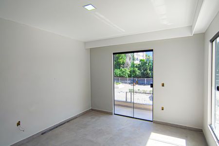 Casa à venda com 210m², 4 quartos e 4 vagasSuíte 1