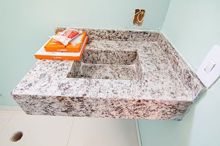 Casa à venda com 210m², 4 quartos e 4 vagasBanheiro da Suíte 1