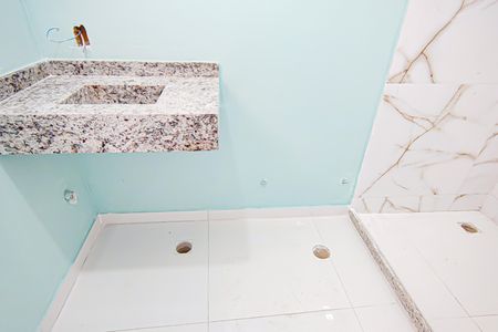 Casa à venda com 210m², 4 quartos e 4 vagasBanheiro da Suíte 2