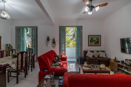 Apartamento para alugar com 118m², 3 quartos e sem vaga Apartamento para alugar com 118m², 3 quartos e sem vagaSala