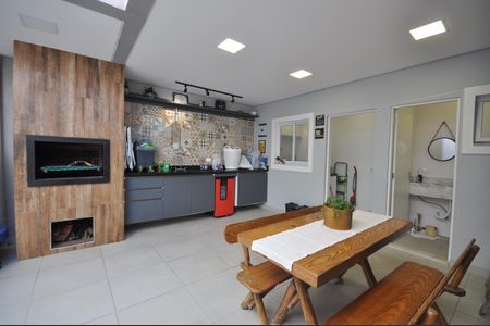 Casa à venda com 150m², 3 quartos e 2 vagasChurrasqueira