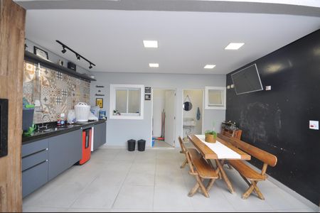 Casa à venda com 150m², 3 quartos e 2 vagasChurrasqueira