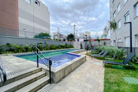 Apartamento à venda com 36m², 2 quartos e sem vagaÁrea comum - Piscina