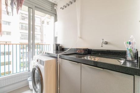 Apartamento à venda com 103m², 2 quartos e 1 vagaÁrea de Serviço