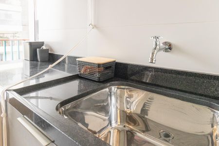 Apartamento à venda com 103m², 2 quartos e 1 vagaÁrea de Serviço