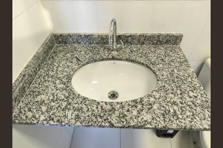 Apartamento para alugar com 37m², 1 quarto e sem vagaBanheiro